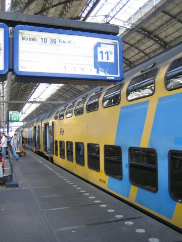 image Andén de la Estación Central, Amsterdam, Holanda