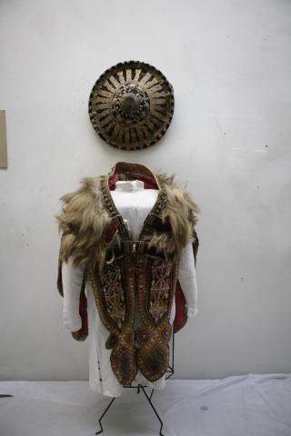 image Traje tradicional de guerrero, siglo VII, Etiopía