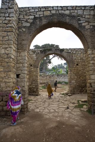 image Puerta de Buda, entrada a la ciudad amurallada de Harar, Etiopía