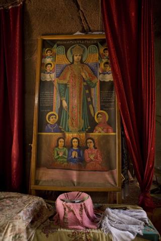 image Arcángeles y mártires en el interior de Bete Kidus Gabriel y Rafael en Lalibela, Etiopía