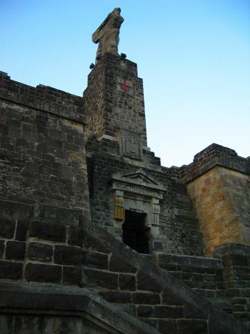 image Monumento a Juan Sebastián Elcano y los hombres del mar, Guetaria, Guipúzcoa