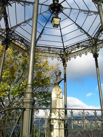 image Monumento al fabulista Félix María de Samaniego, Laguardia, Álava