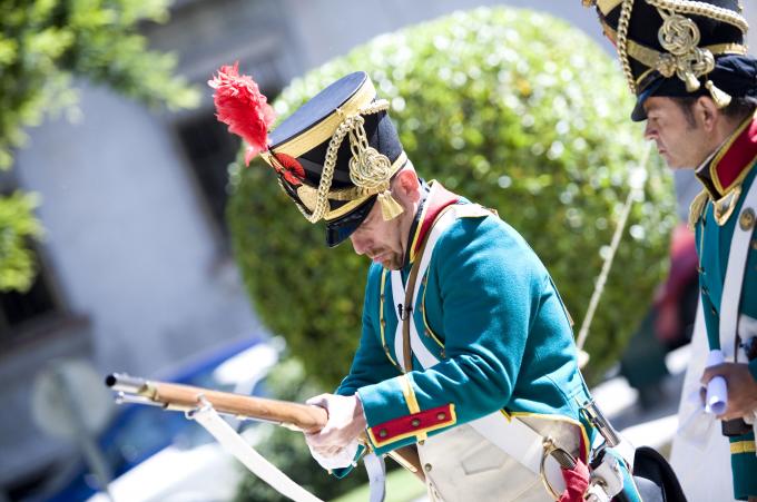 image Recreación de la Guerra de la Independencia en Segovia: Demostración de disparos de armas de las tropas españolas
