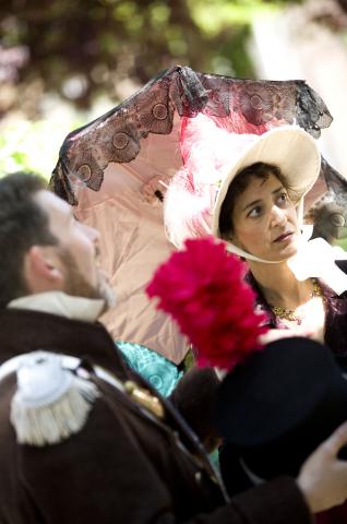 image Recreación de la Guerra de la Independencia en Segovia: Civiles y militares preparándose para la invasión de las tropas napoleónicas