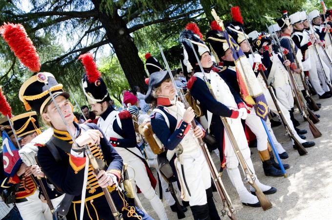 image Recreación de la Guerra de la Independencia en Segovia: Tropas francesas preparándose para la batalla