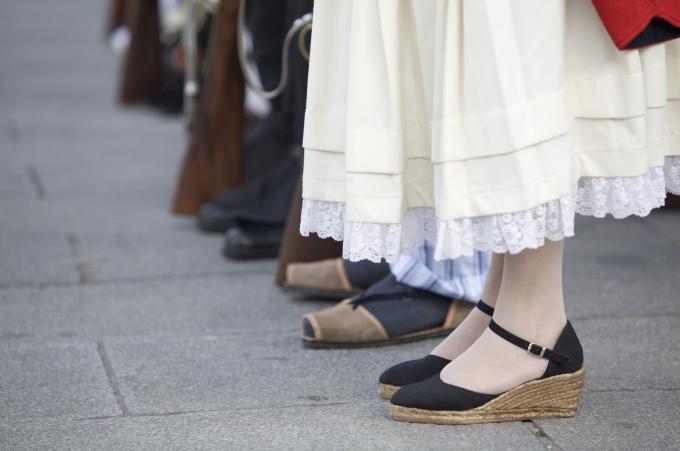 image Recreación de la Guerra de la Independencia en Segovia: Calzado de civiles organizados militarmente