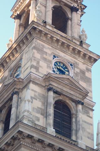 image Torre de la Basílica de San Esteban, Budapest, Hungría