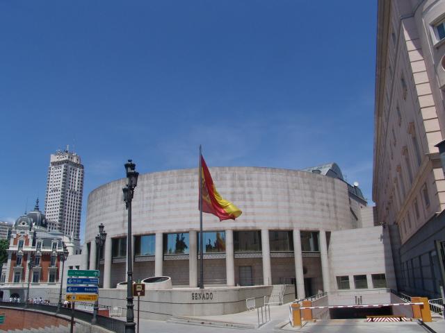 image Parte posterior del Palacio del Senado, Madrid