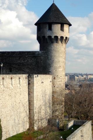 image Torre Buzógany, Budapest, Hungría