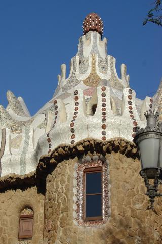 image Pabellón de la entrada del Parque Güell, Barcelona