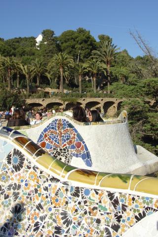 image Banco serpenteante, Parque Güell, Barcelona