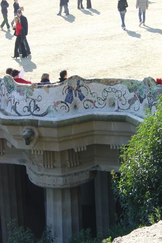 image Banco serpenteante, Parque Güell, Barcelona