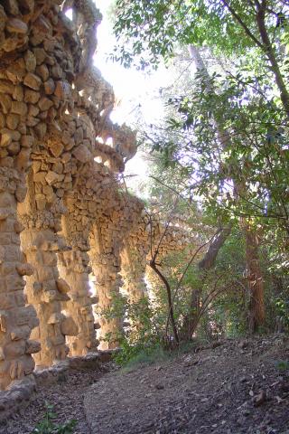 image Zona de jardines, Parque Güell, Barcelona