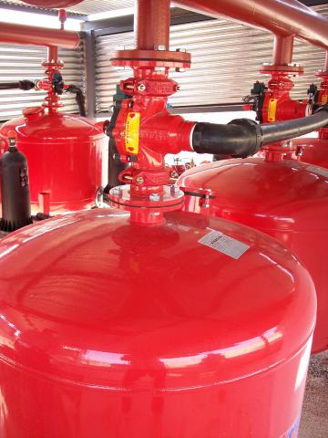 image Filtro de arena en una plantación de olivos