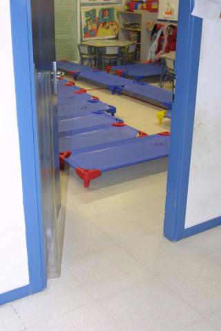 image Aula preparada para la siesta