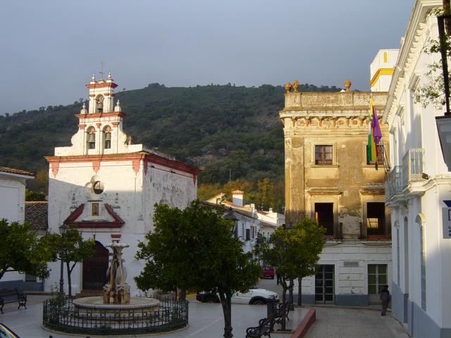 image Plaza de la Constitución, Almonaster la Real, Huelva