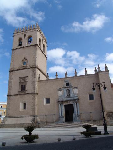 image Vista exterior, Catedral de Badajoz