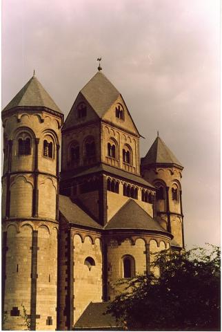 image Abadía de Santa María Laach, Colonia, Alemania