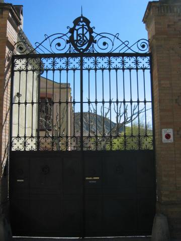 image Puerta de Cal Granotes, Igualada, Barcelona