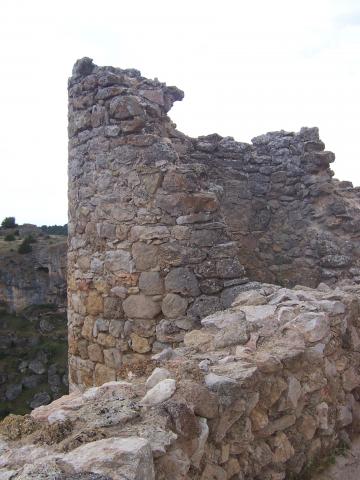 image Cubo de muralla, Castillo de Calatañazor, Calatañazor, Soria