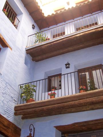 image Patio del Mesón de la Dolores, Calatayud, Zaragoza