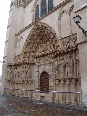 image Puerta de la Coronería en la Catedral de Burgos