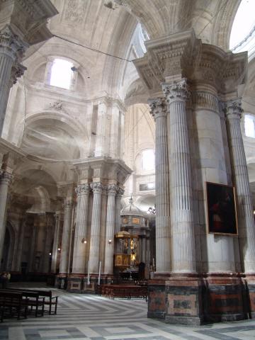 image Nave de la Catedral de Cádiz