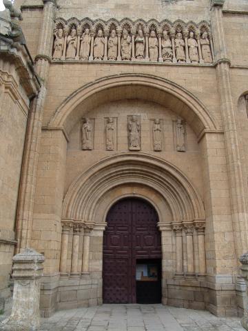 image Portada de las Cadenas, Catedral de Ciudad Rodrigo, Salamanca