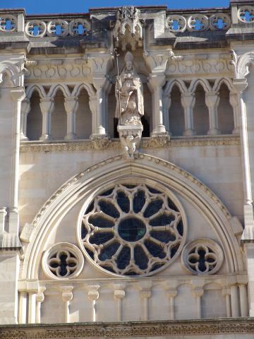 image Rosetón de la fachada, Catedral de Cuenca