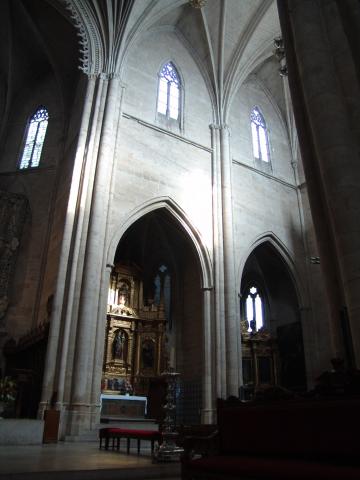 image Pilares y bóvedas, Catedral de Huesca