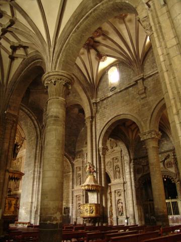 image Pilares y bóvedas, Catedral de Jaca, Huesca
