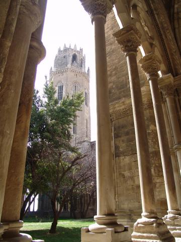 image Torre vista desde el claustro, Catedral de Lleida