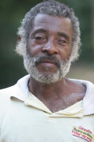 image Hombre con catarata en los ojos, Quilombo, Sao Paulo, Brasil