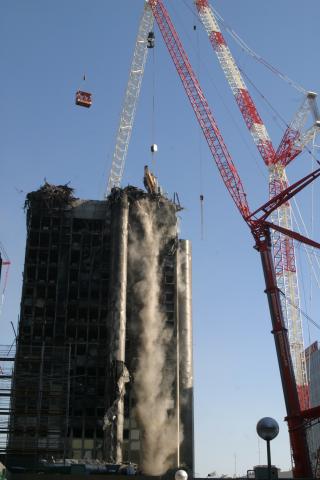 image Grúa demoledora del Windsor