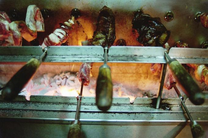 image Asado de pinchos morunos