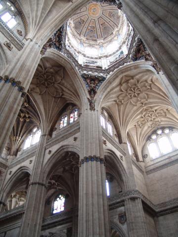 image Bóvedas y cúpula, Catedral Nueva de Salamanca