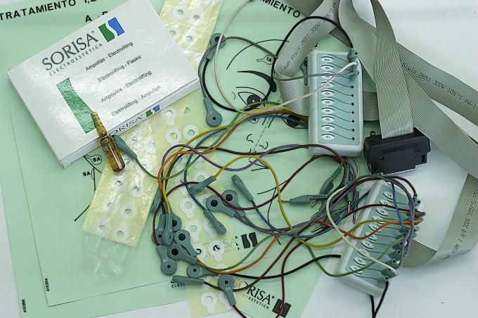 image Electrolifting: accesorios, electrodos automáticos y cosméticos especiales para electrolifting