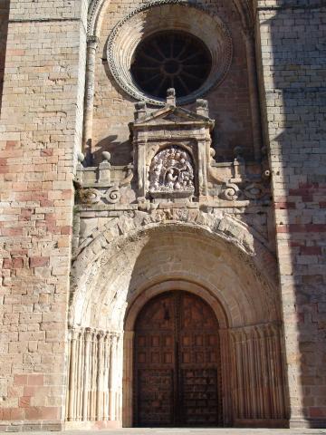 image Puerta principal de la Catedral de Sigüenza, Guadalajara