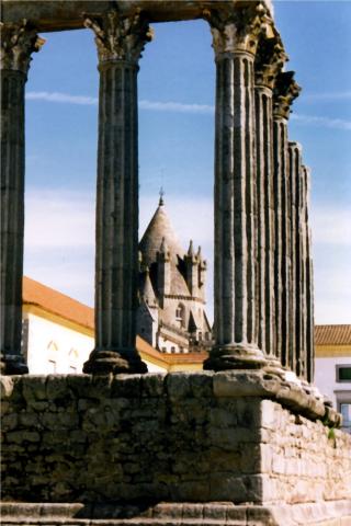 image Templo de Diana, Évora, Portugal