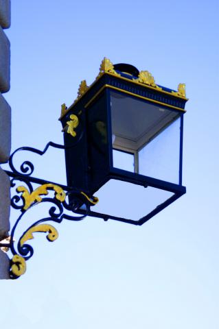 image Farola del Palacio Real, Madrid