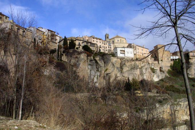 image Vista desde el río Júcar, Cuenca