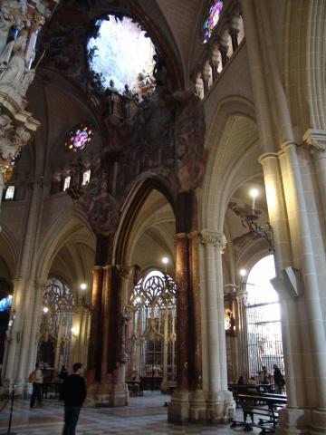 image Transparente de la Catedral de Toledo