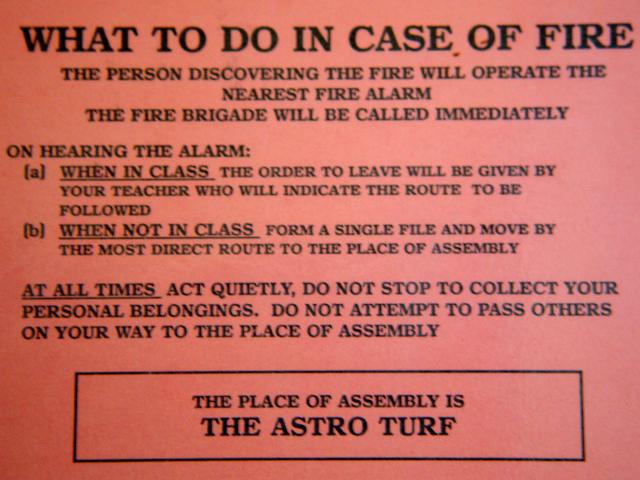 image Instrucciones en caso de incendio