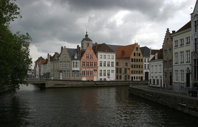 image La Potterierei, calle típica de Brujas, Bélgica