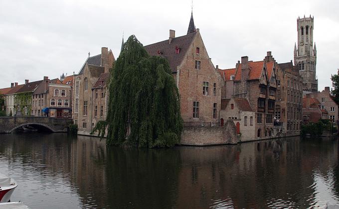 image Vista desde Rozenhoedkaai, Brujas, Bélgica