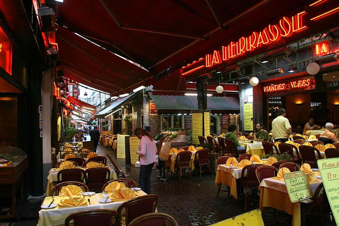 image Rue des Bouchers, Bruselas, Bélgica