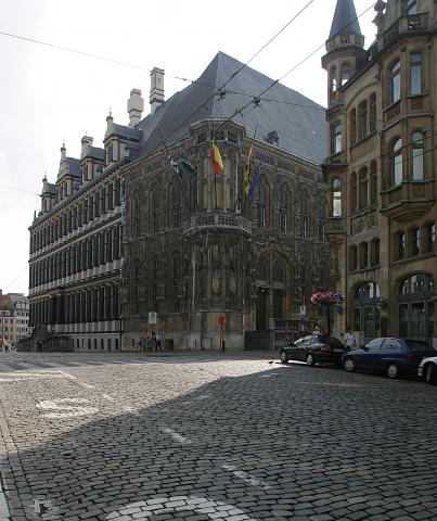 image Ayuntamiento en el barrio de Emile Braun, Gante, Bélgica