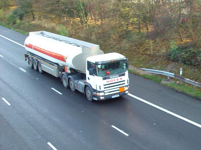 image Camión de transporte de petróleo