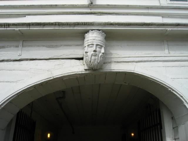 image Máscara de las tres caras, Bergen, Noruega