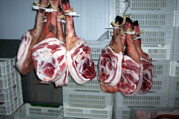 image Jamones listos para secado